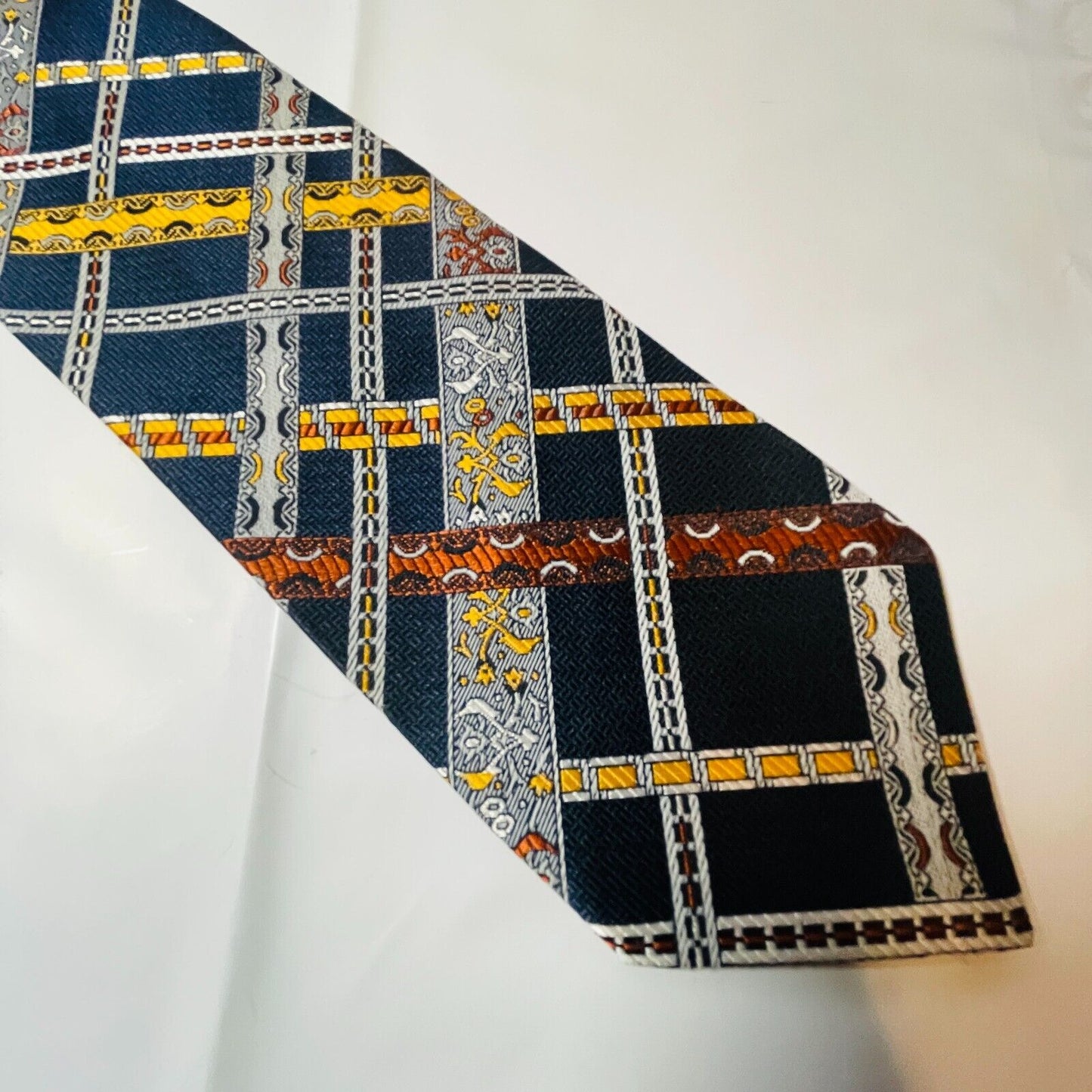 Men's Multicolor Silk Classic Pointed Neck Tie