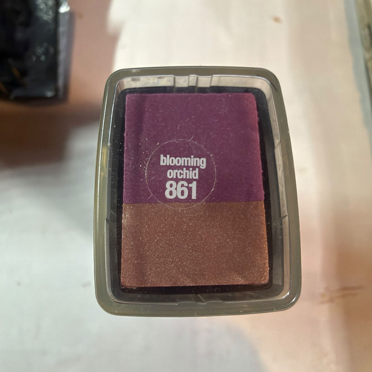 Hard Candy Highlight & Contour Cheek Duo Stick New Makeup Highlighter 861
