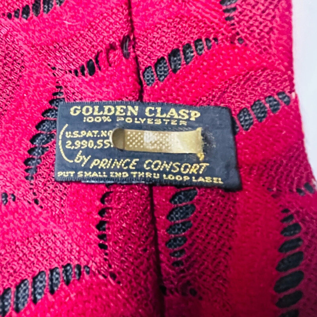 Golden Clasp by PRINCE CONSORT Men's Red Classic Pointed Polyester Neck Tie Lace