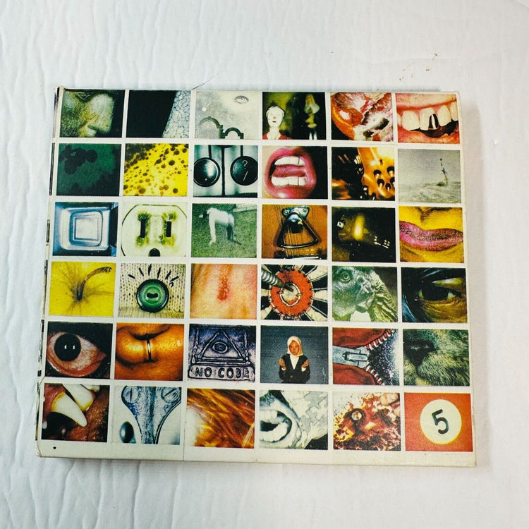 Pearl Jam No Code Album CD With Artwork Booklet Polaroids
