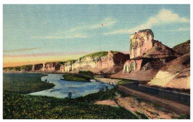 Toll Gate Rock & Pallisades Vintage Linen Postcard Green River Wyoming Hwy 30 - Suthern Picker