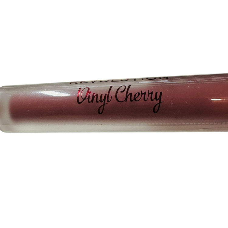 I Heart Revolution Vinyl Cherry Liquid Lipstick Shade CHERRY BAKEWELL