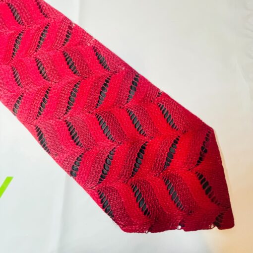 Golden Clasp by PRINCE CONSORT Men's Red Classic Pointed Polyester Neck Tie Lace