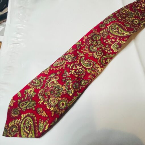 Men's Multicolor Paisley Classic Pointed Neck Ties