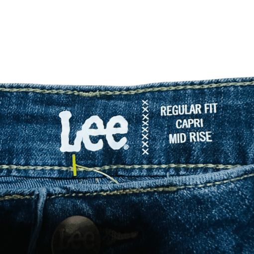 Lee Capri Jeans Women's Size 18 M Regular Fit Mid Rise Medium Wash Denim Blue - Image 3