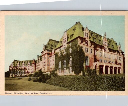 Vintage Postcard Manoir Richelieu Murray Bay Quebec Canada Unposted