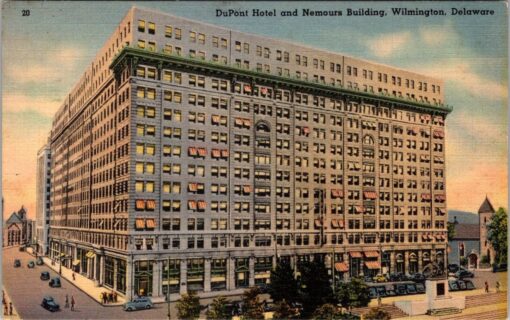 Vintage Postcard Of DuPont Hotel & Nemours Building Wilmington Delaware 1940 2